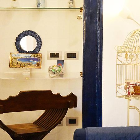 Nana Bed And Breakfast Наполи Екстериор снимка