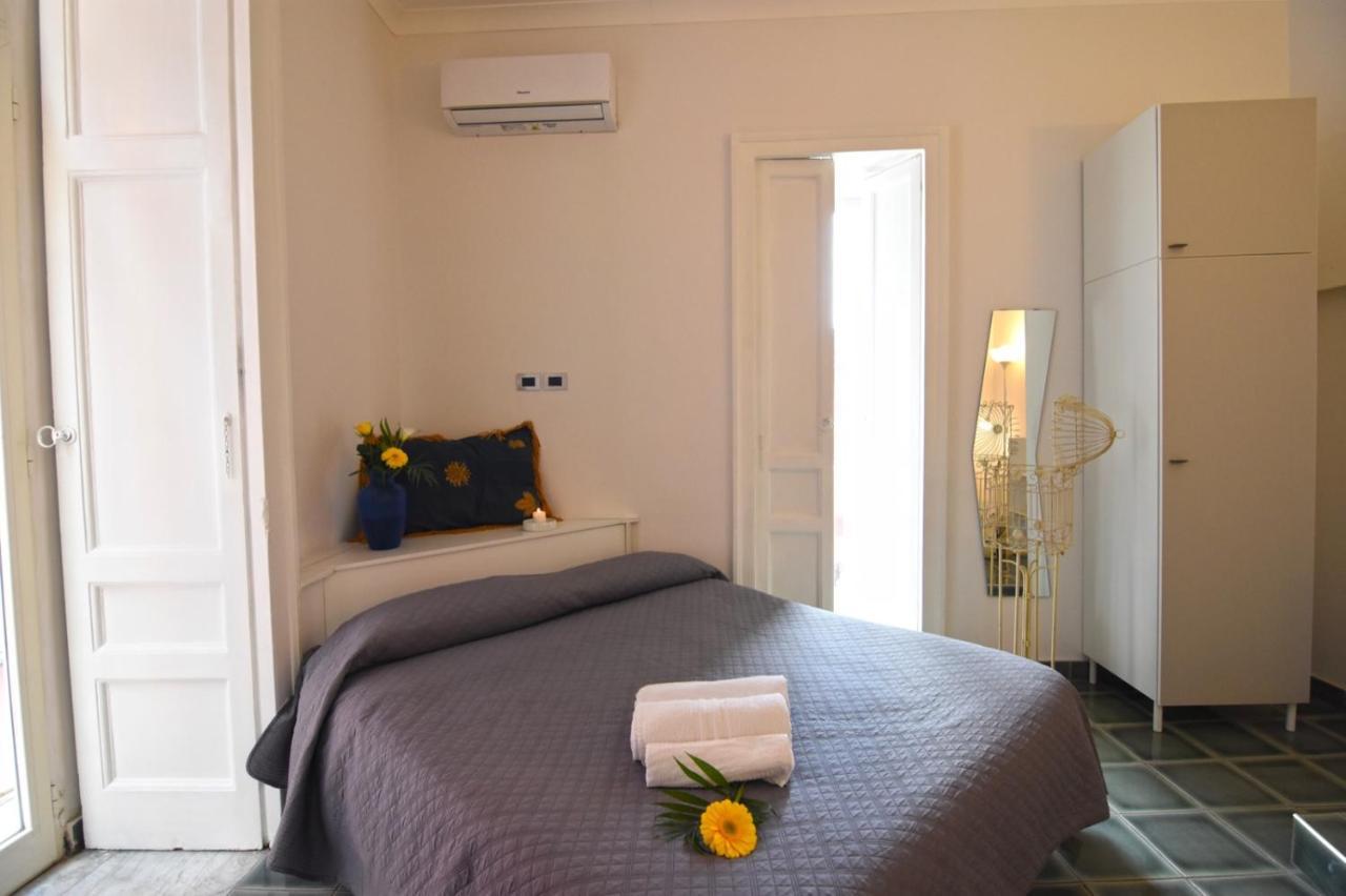 Nana Bed And Breakfast Наполи Екстериор снимка