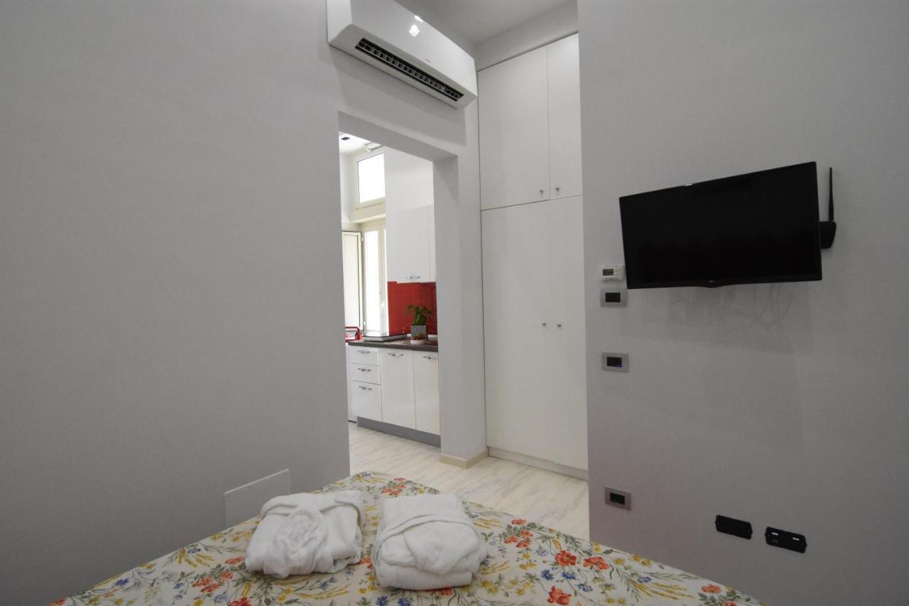 Nana Bed And Breakfast Наполи Екстериор снимка